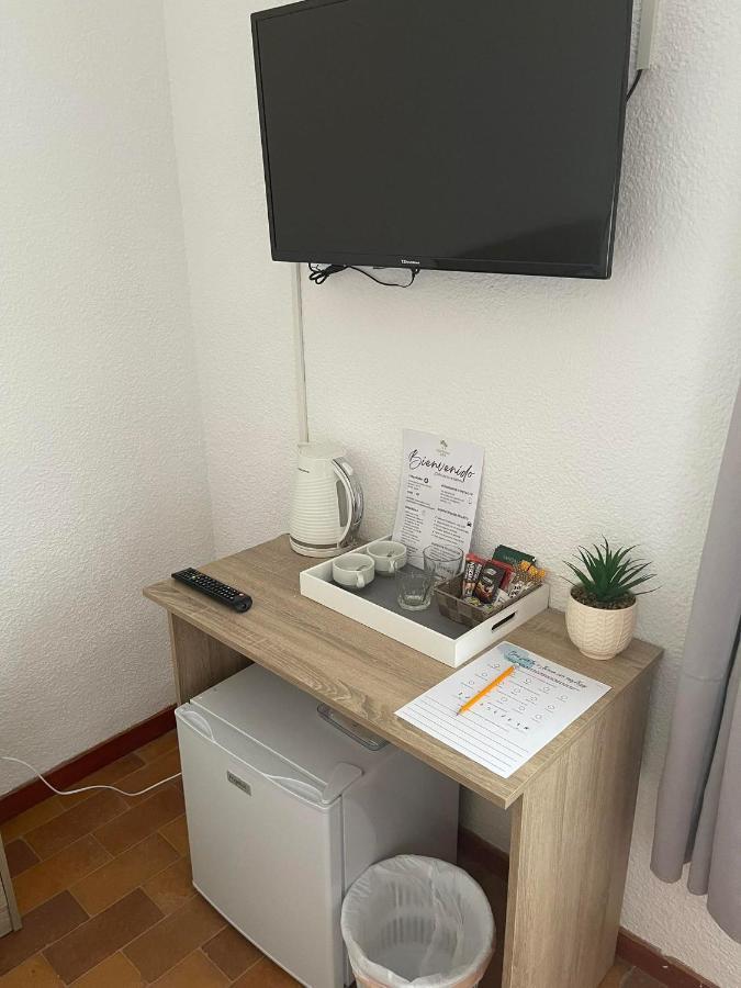 Djm Palms - Shared Casa Rural - Casa Rural Compartida - No Es Una Casa Privada Ayora Kültér fotó
