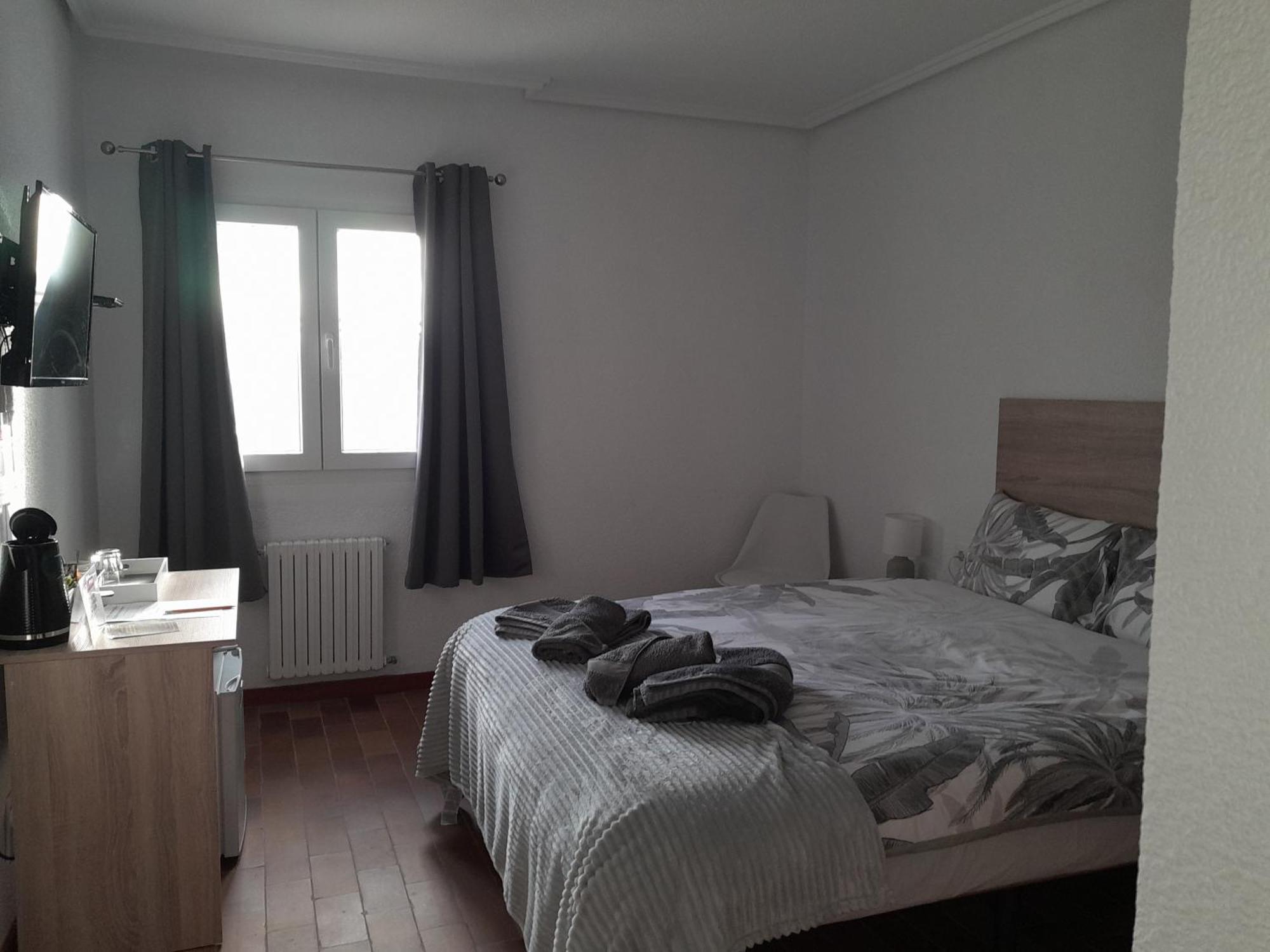 Djm Palms - Shared Casa Rural - Casa Rural Compartida - No Es Una Casa Privada Ayora Kültér fotó